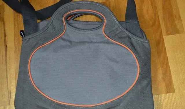 predam-taska-na-notebook-crumpler-big-3