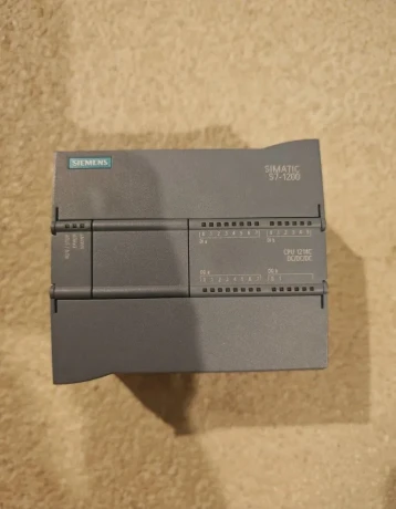 siemens-simatic-s7-1200-cpu-1214c-dcdcdc-plc-big-0