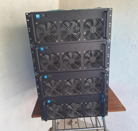 4ks-serverova-atx-skrina-gpu-mining-big-0