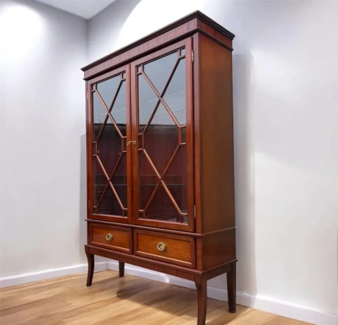 prekrasna-mahagonova-vitrina-top-stav-v169xs110xh40-big-1