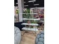dizajnovy-regal-z-nereze-a-sklenenych-polic-small-0