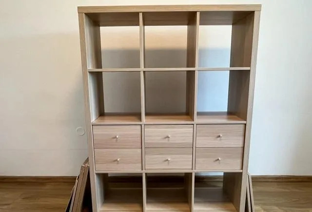 ikea-policova-zostava-so-zasuvkami-dvierkami-big-0
