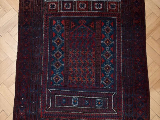 starozitny-rucne-viazany-koberec-balutch-150x107cm