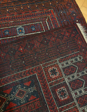 starozitny-rucne-viazany-koberec-balutch-150x107cm-big-3