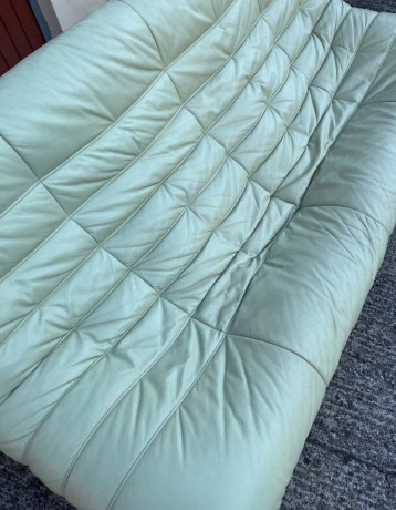 togo-sofa-big-3