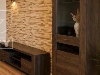 moderna-obyvacia-zostava-tv-stolik-a-vysoka-vitrina