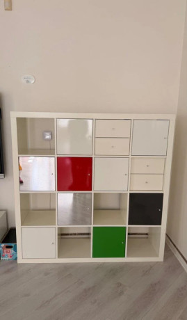 velka-policova-zostava-ikea-biela-dvierka-a-zasuvky-big-1