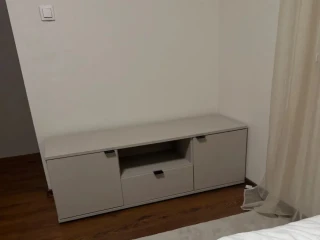 skrinka-pod-tv-kasmir-nova