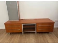 tv-stolik-a-zavesna-skrinka-small-1