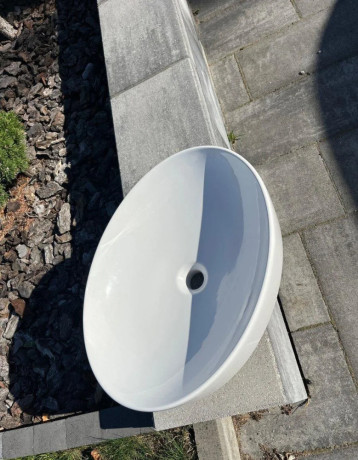 umyvadlo-geberit-variform-na-dosku-2x-big-2