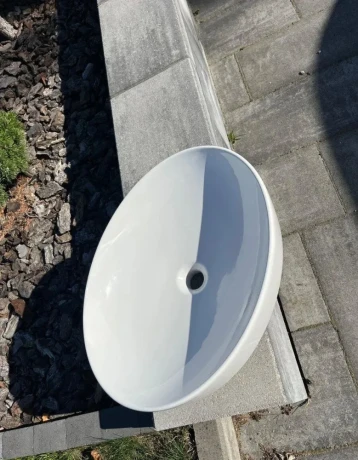 umyvadlo-geberit-variform-na-dosku-2x-big-2