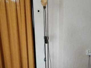 stojaca-lampa