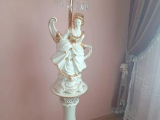 predam-krasne-porcelanove-svietidlo