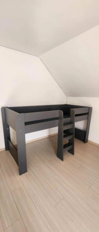 vyvysena-poschodova-postel-200x90cm-big-0