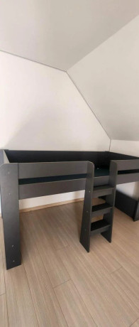 vyvysena-poschodova-postel-200x90cm-big-3