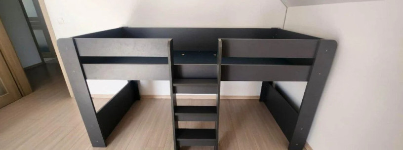 vyvysena-poschodova-postel-200x90cm-big-1
