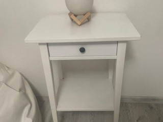 nocny-stolik-ikea