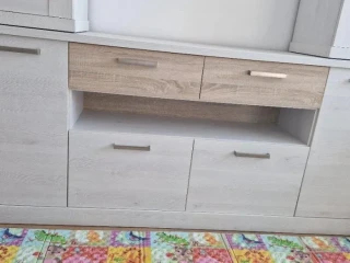 komoda-s-nocnymi-stolikmi
