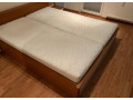 predam-manzelsku-postel-small-2
