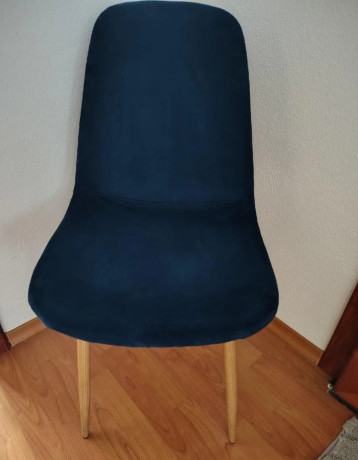 calunene-jedalenske-stolicky-jysk-big-1