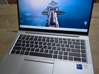 kovovy-hp-elitebook-840-g8-s-procesorom-i7-11-generacie-16gb