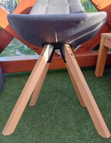 jedalenske-stolicky-big-2
