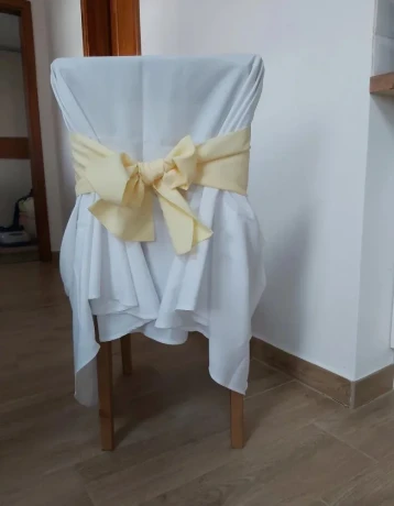 elegantne-navleky-na-stolicky-big-0