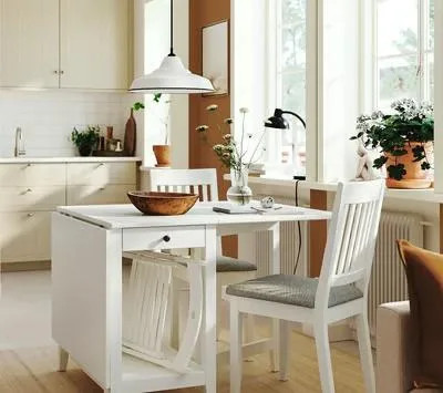 ikea-rozkladatelny-stol-big-0