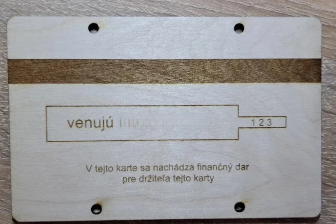 drevena-obalka-na-peniaze-big-1