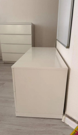 biela-ikea-komoda-skrinka-4-zasuvky-big-4