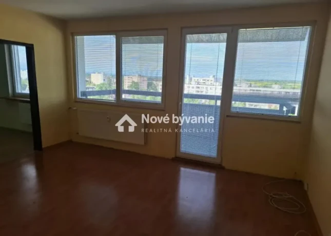 predaj-3-byt-v-centre-trebisova-big-0