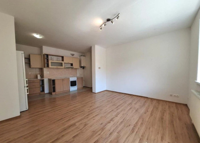 predaj-2-izbovy-byt-53-m2-balkon-juh-dostojevskeho-poprad-big-3