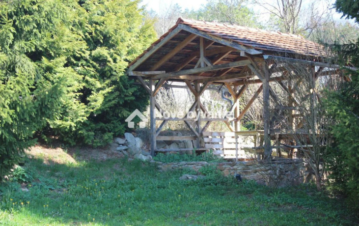 dom-v-helcmanovciach-pri-potociku-big-2