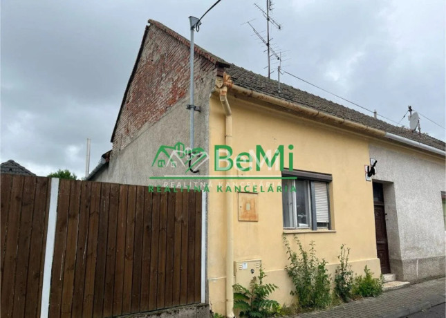 predaj-dvoch-rodinnych-domov-big-1