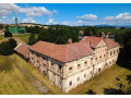 kastiel-plny-historie-a-krasy-baroka-v-prostredi-lipovej-a-small-4