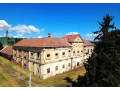 kastiel-plny-historie-a-krasy-baroka-v-prostredi-lipovej-a-small-0