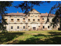 kastiel-plny-historie-a-krasy-baroka-v-prostredi-lipovej-a-small-2