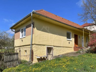 domcek-idealny-na-chalupu-v-obci-kecovo
