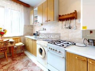 halo-reality-predaj-trojizbovy-byt-tisovec