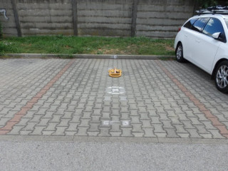 parkovacie-miesto-meander-sered