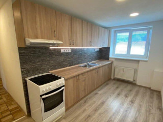 ponukame-do-prenajmu-2-izbovy-byt-v-handlovej