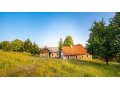 chalupa-s-vacsim-pozemkom-v-krasnom-prostredi-budinskych-l-small-1
