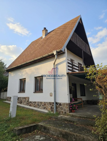 chata-v-tichom-prostredi-zemplinskej-siravy-big-0