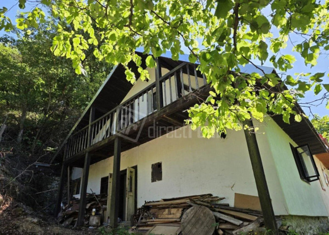 sikovna-chalupka-s-peknym-vyhladom-dohoda-mozna-big-0