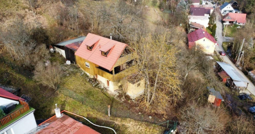 chata-kolarovice-na-predaj-big-2