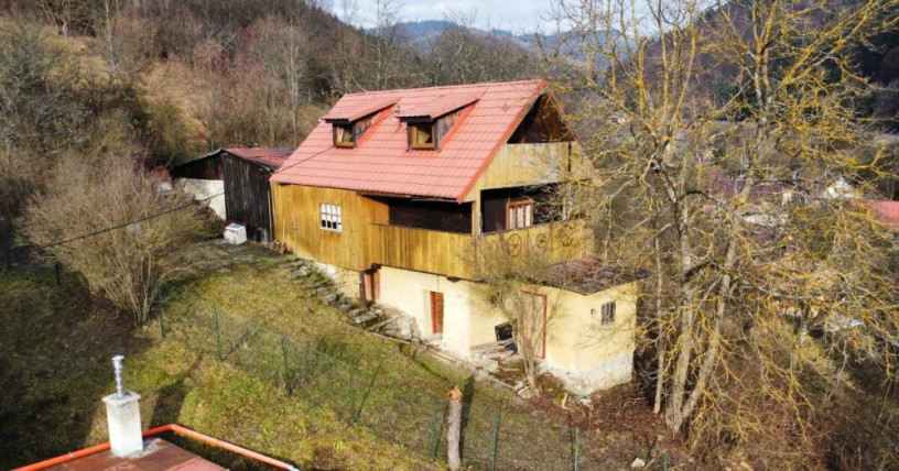 chata-kolarovice-na-predaj-big-0