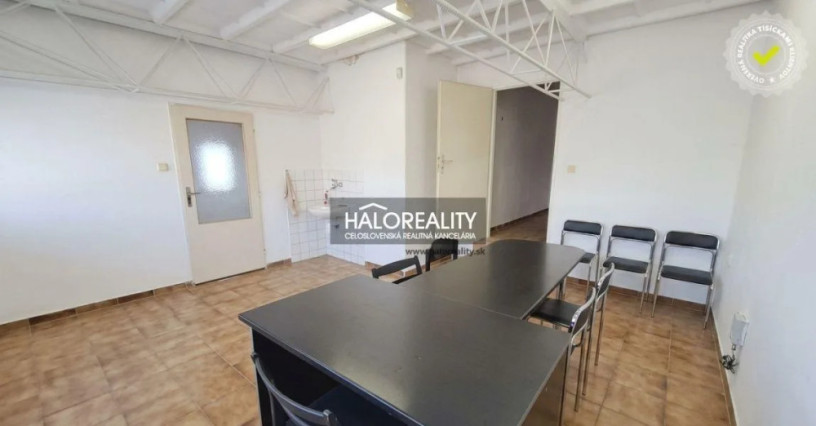 halo-reality-predaj-kancelarsky-priestor-senec-big-1
