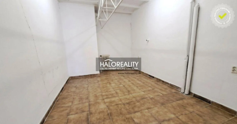 halo-reality-predaj-kancelarsky-priestor-senec-big-3