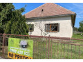 krasna-farma-s-vidieckym-domom-v-rastislaviciach-priestr-small-1