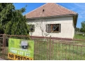 krasna-farma-s-vidieckym-domom-v-rastislaviciach-priestr-small-1